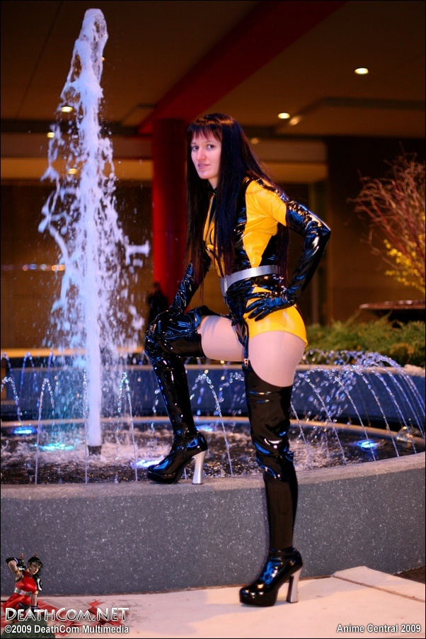 anime_central_2009_-_cf_dcm_-_silk_spectre_ii_-_002.jpg