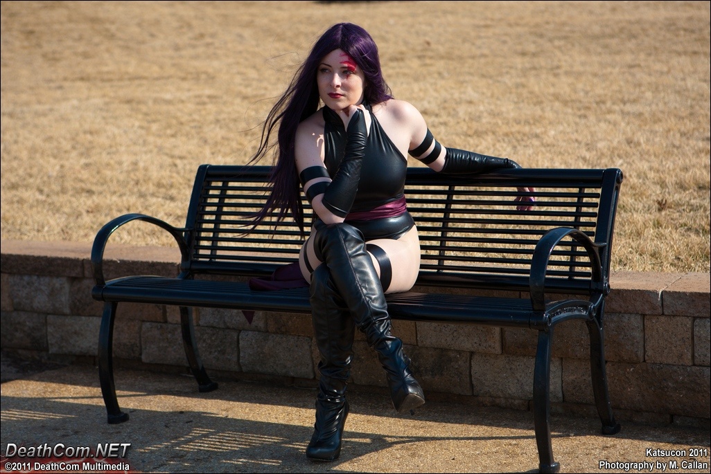 Katsucon_2011_-_DCM_-_Psylocke_-_018.jpg