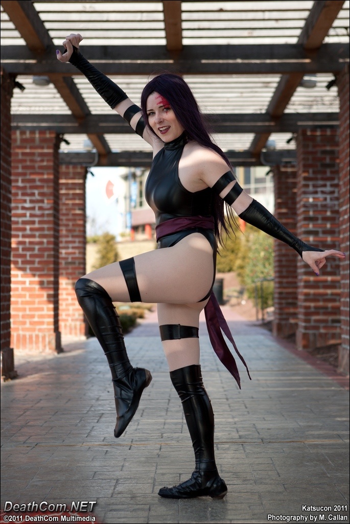 Katsucon_2011_-_DCM_-_Psylocke_-_038.jpg