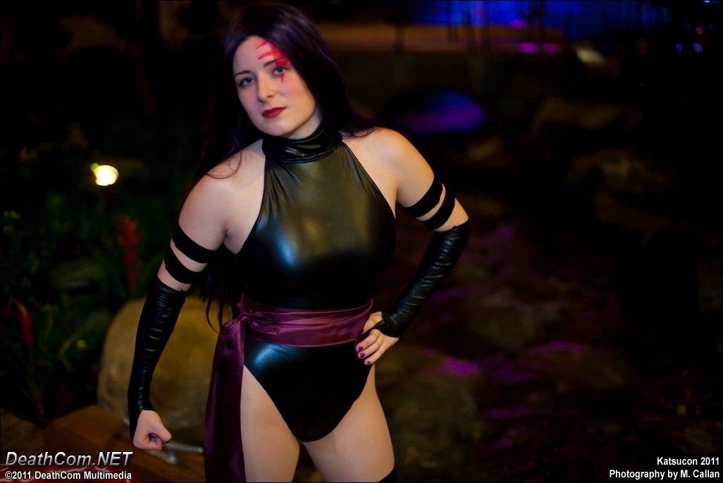 Katsucon_2011_-_DCM_-_Psylocke_-_049.jpg