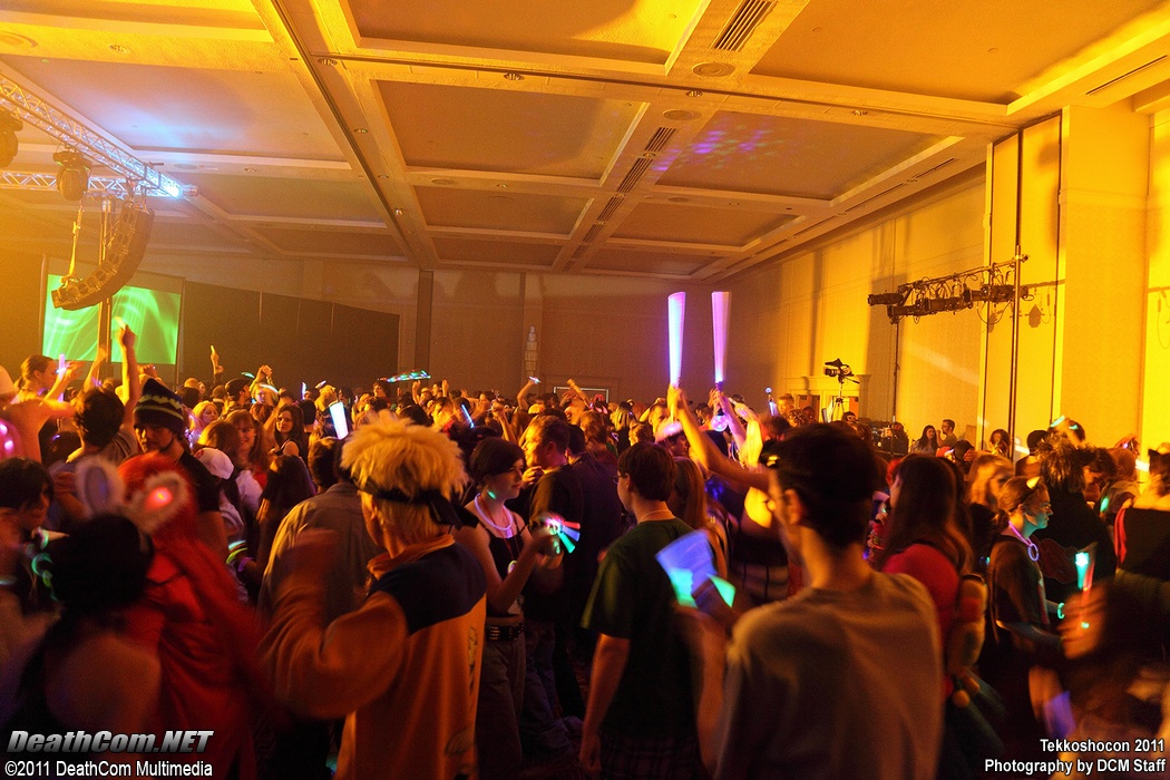 Tekkoshocon_2011_-_Live_-_d114.jpg