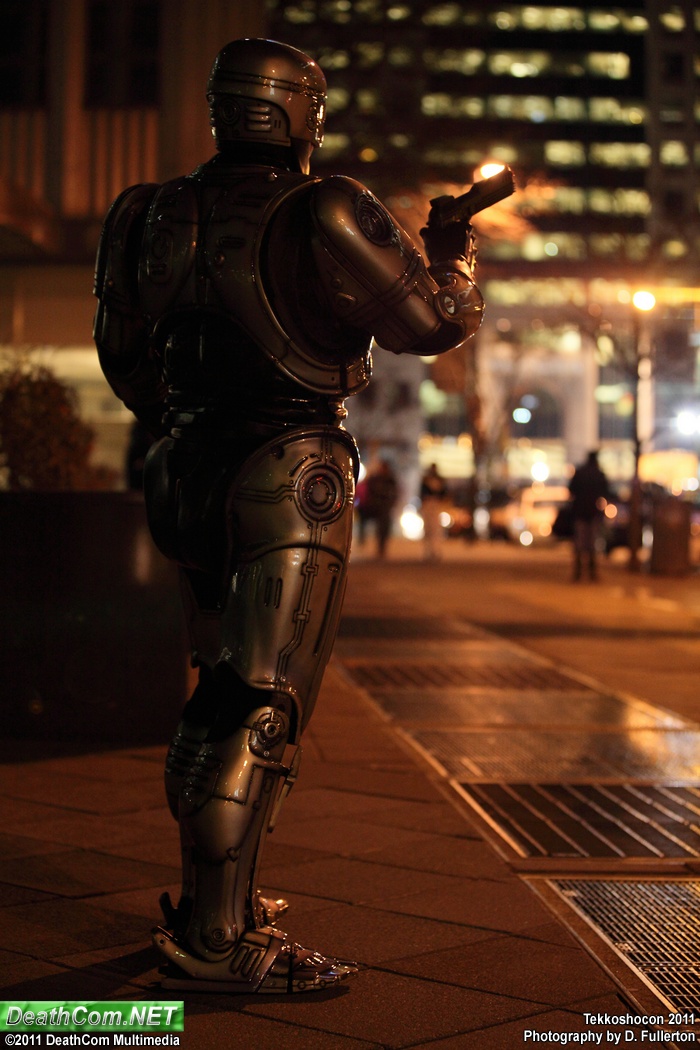 Tekkoshocon_2011_-_cf_trl_-_Robocop_-_010.jpg