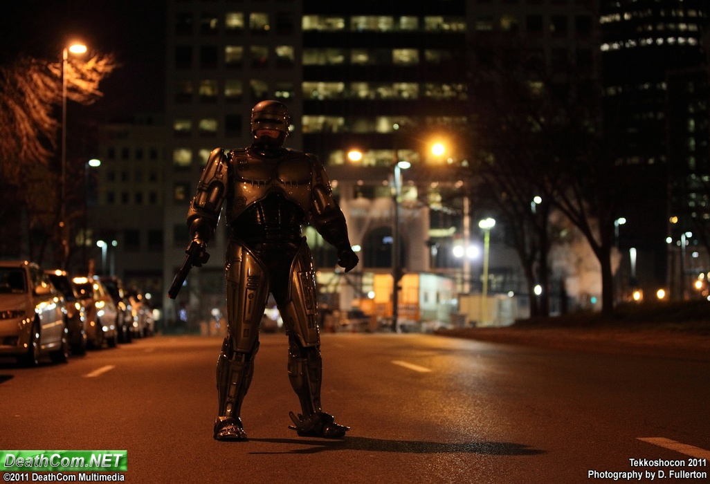 Tekkoshocon_2011_-_cf_trl_-_Robocop_-_011.jpg