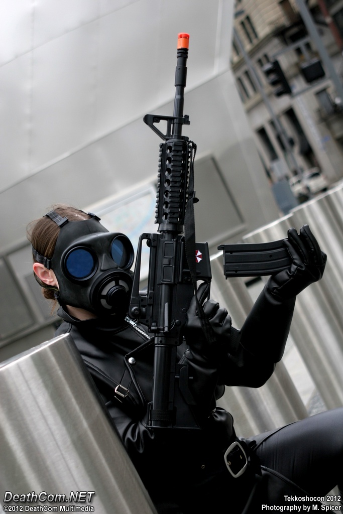 Tekkoshocon_2012_-_CF_M13_-_Resident_Evil_026.jpg