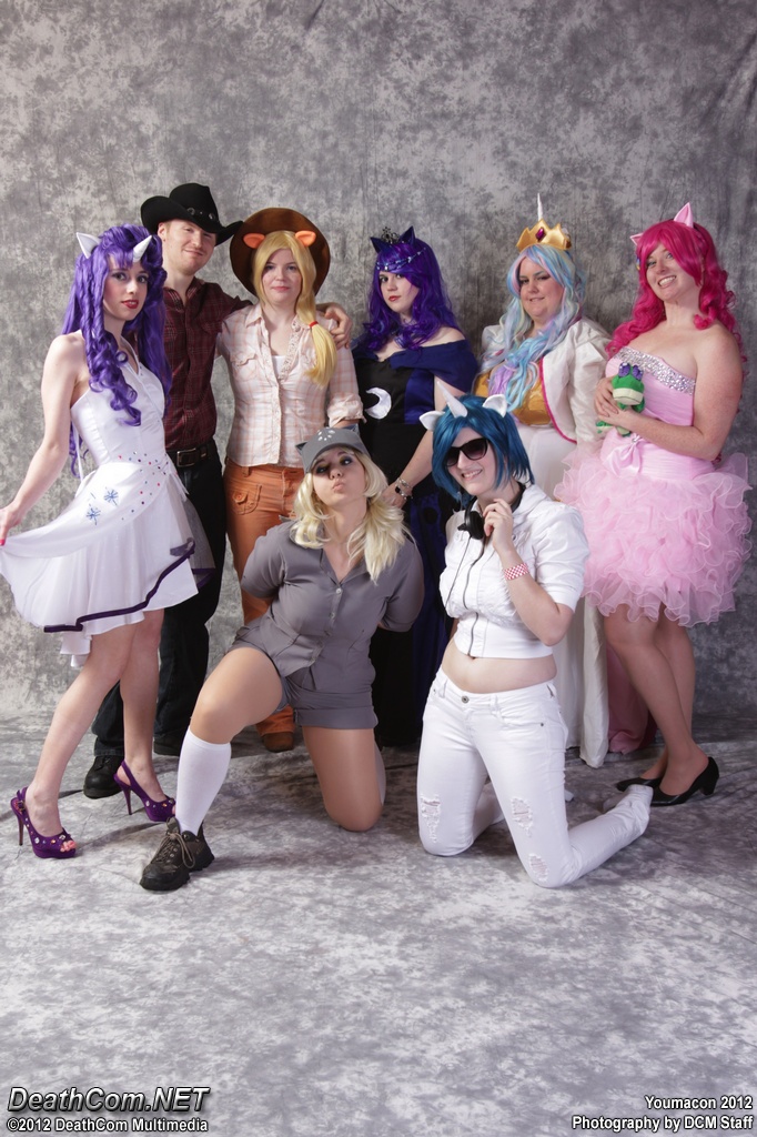 Youmacon_2012_-_Friday_-_263.jpg