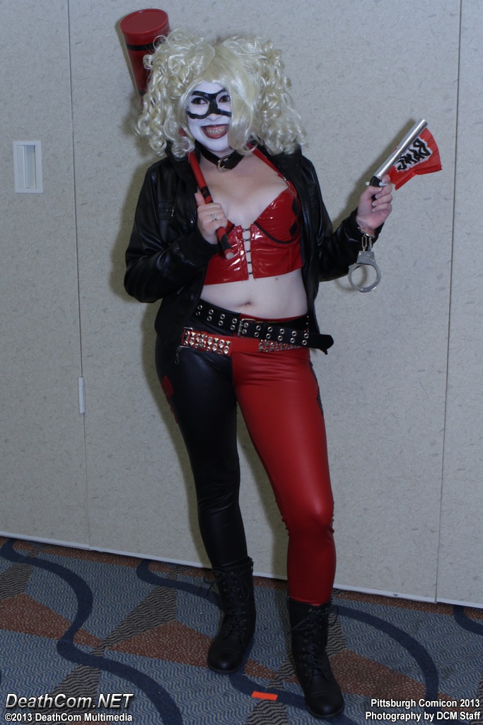 Pittsburgh_Comicon_2013_-_Costume_Contest_099.JPG