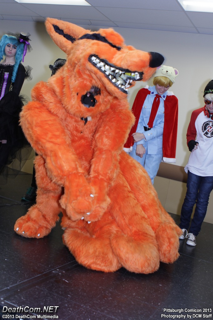 Pittsburgh_Comicon_2013_-_Costume_Contest_137.JPG