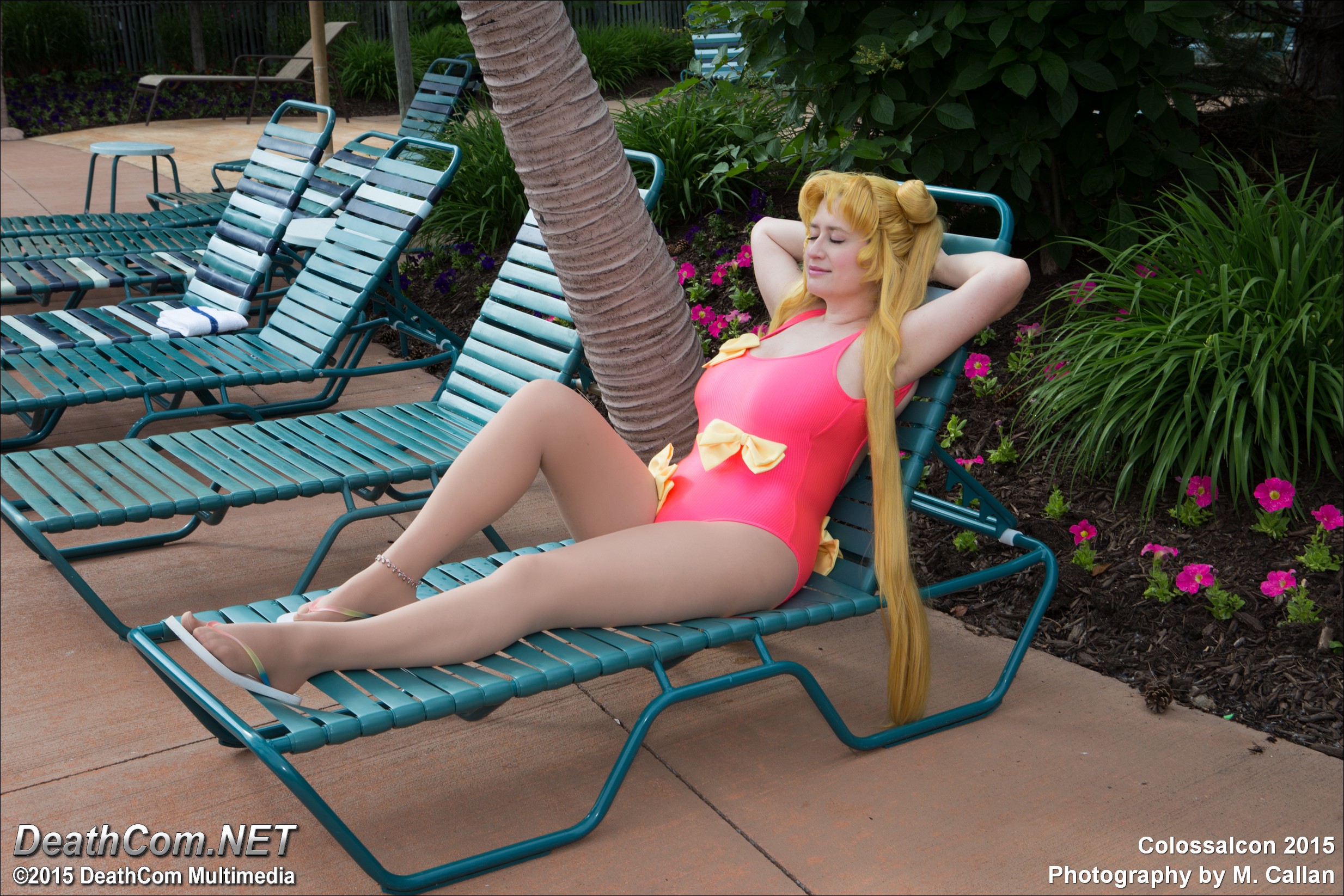 Colossalcon_2015_-_Usagi_Swimsuit_010.jpg