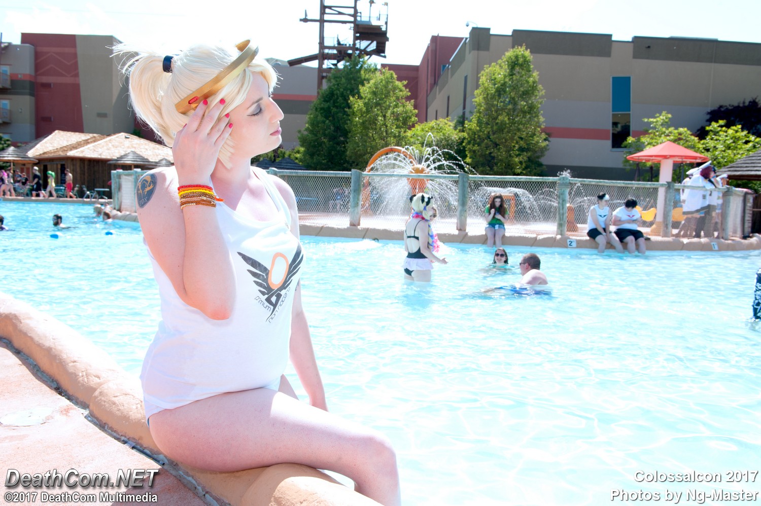 Colossalcon_2017_-_CF_NGM_-_Mercy_009.jpg