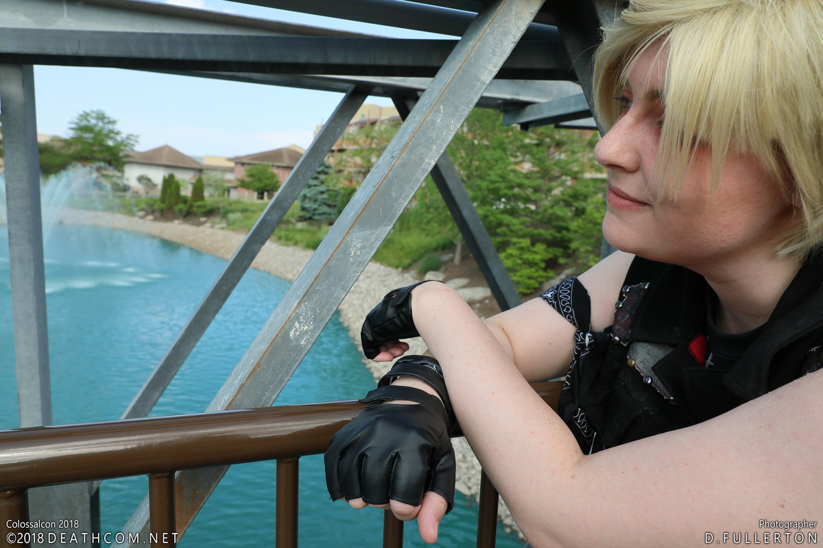 Colossalcon_2018_-_CF_TRL_-_Final_Fantasy_XV_011.JPG